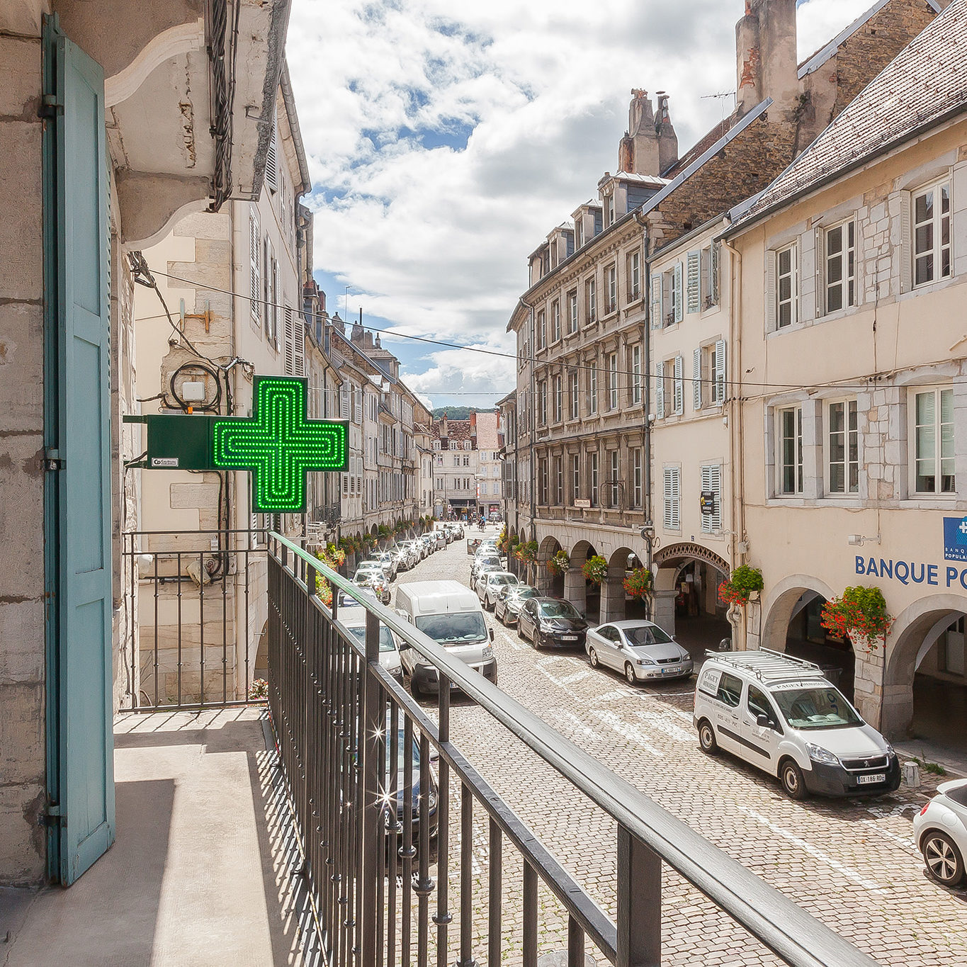 16_rue_traversiere-appartement_1-t5-img_6815_acr9_web_2048-1